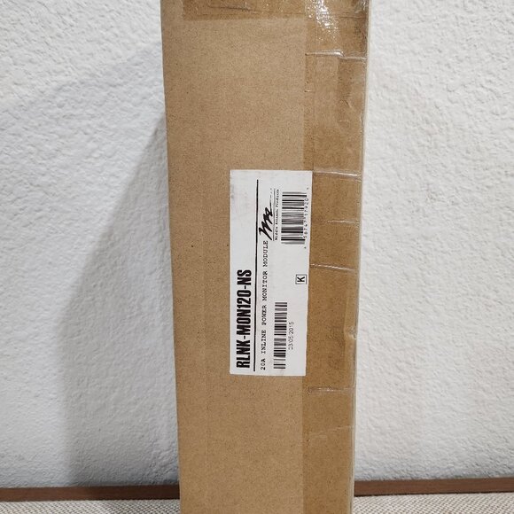 Middle Atlantic RLNK-M0N120-NS RackLink 20 A Inline Power Monitor - Picture 6 of 6